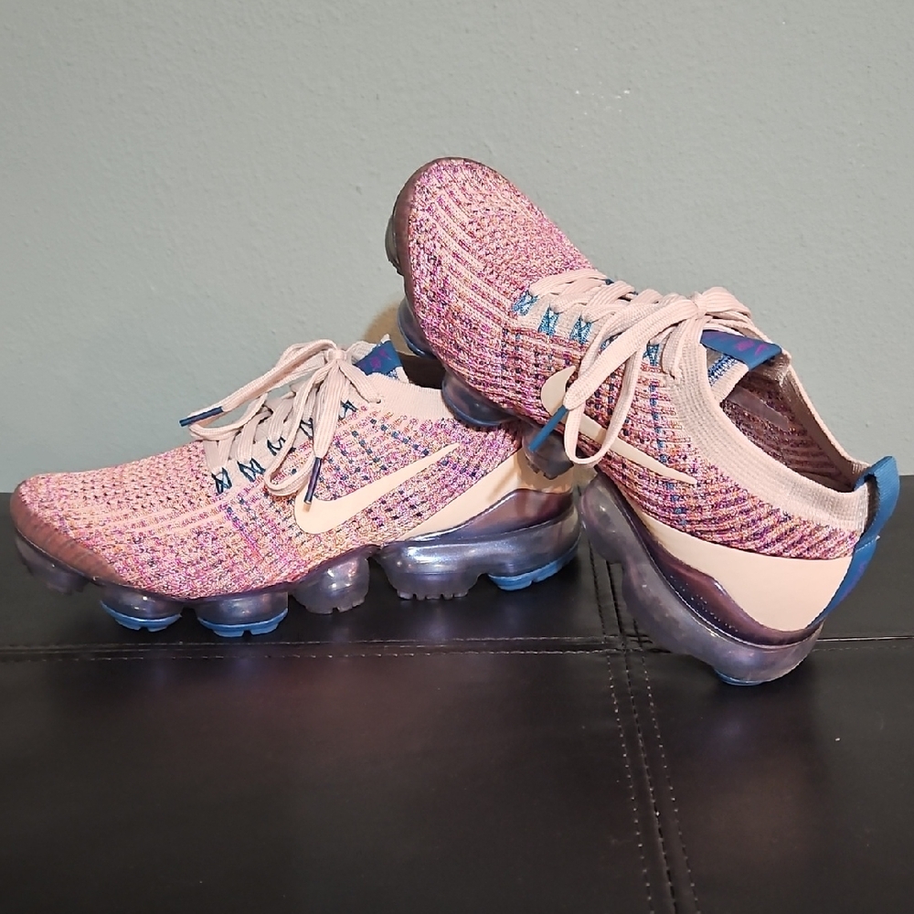 Nike Women's Multicolor Flyknit Vapormax Sneakers